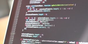 ¿Sabes qué es el código abierto y por qué es importante para la tecnología?